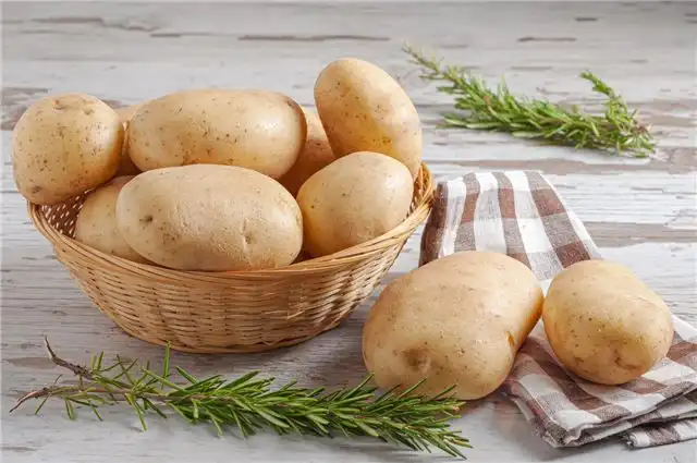 Картофель в мультиварке - быстрые рецепты с пошаговым приготовлением