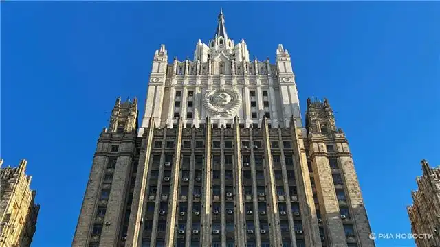 Захарова заявила о готовности России представить иностранным партнерам новейшие образцы авиационной техники