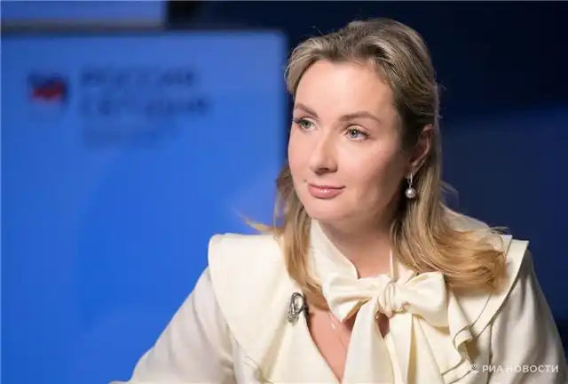 Львова-Белова - горячая линия для школьников станет инструментом против травли