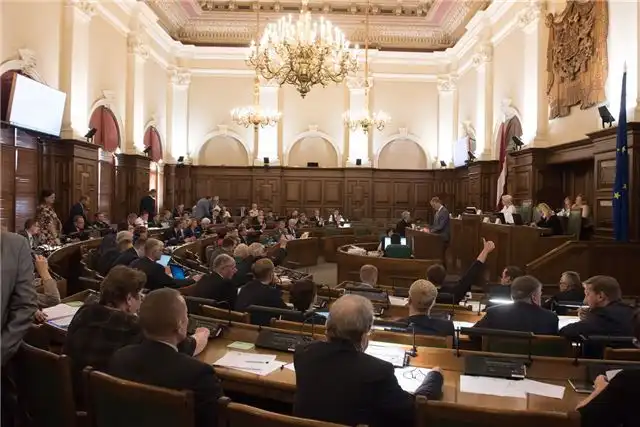 В Латвии запретили исполнять песни авторов, попавших под санкции