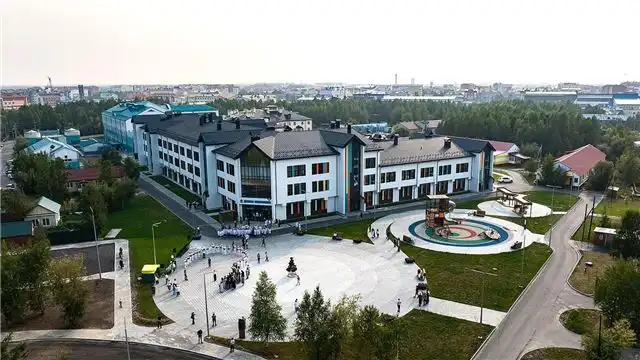 В Тарко-Сале открылся новый медицинский центр для детей