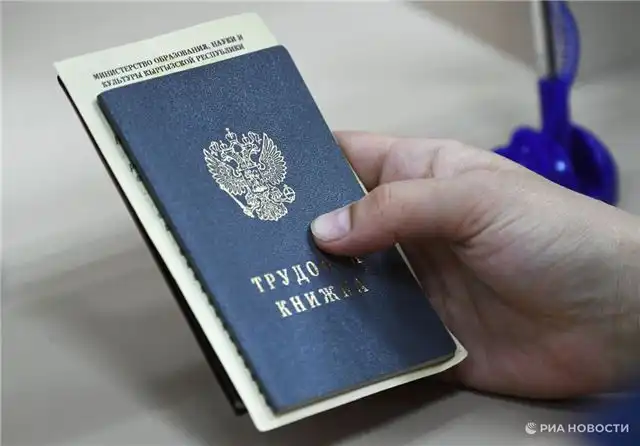 Компании получат право досрочно возвращать из отпуска сотрудников, занятых на вредных производствах