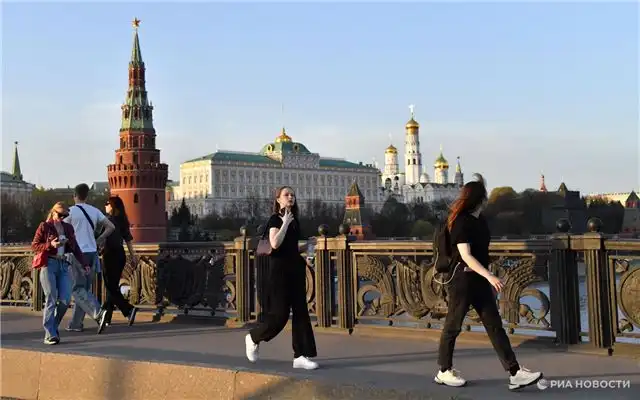 РСВ - Почти половина зумеров не планирует задерживаться в одной компании дольше пяти лет