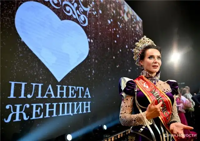 Куклачева отказалась от участия в конкурсе «Миссис мира» после победы в «Миссис Россия»
