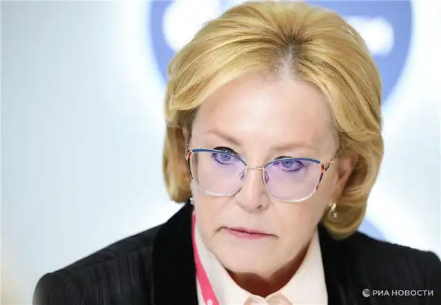 Вероника Скворцова заявила об эффективности отечественной аллерговакцины