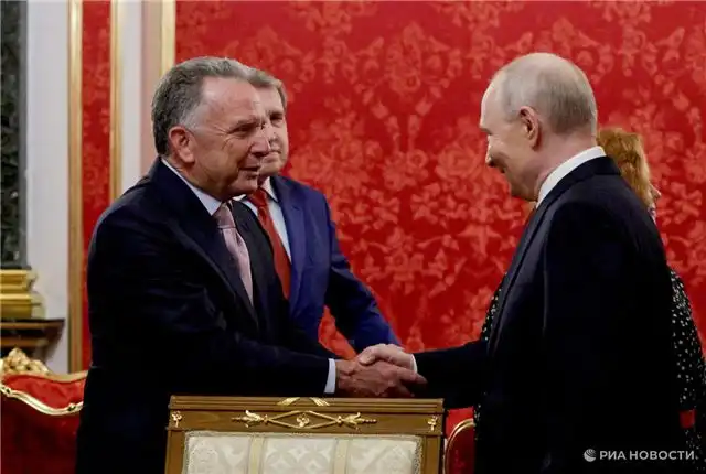 Встреча Путина с Уиткоффом и Кушнером в Кремле продолжается уже свыше двух часов