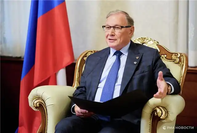 Посол России раскрыл визиты американских представителей в Москву