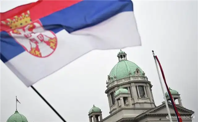 Захарова заявила о попытках Запада возложить на сербов коллективную ответственность