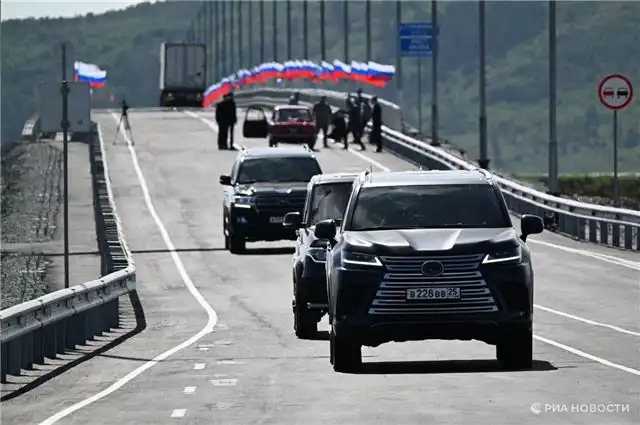 Мишустин - новый автодорожный мост укрепит связи России и КНДР