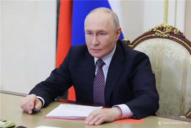 Путин подчеркнул вклад ВООПиК в возрождение усадеб и храмов, пострадавших в зоне СВО