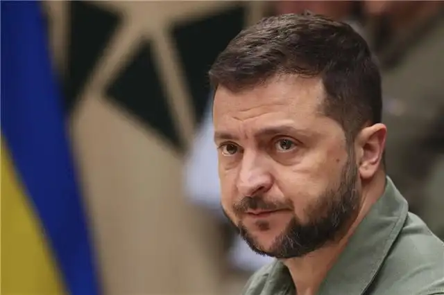 В Киеве сомневаются, что Зеленскому удастся добиться поставок достаточного числа ракет для Patriot, сообщает Guardian