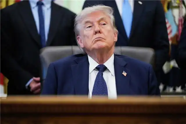 Трамп потребовал немедленно отстранить Киммела от работы на ABC