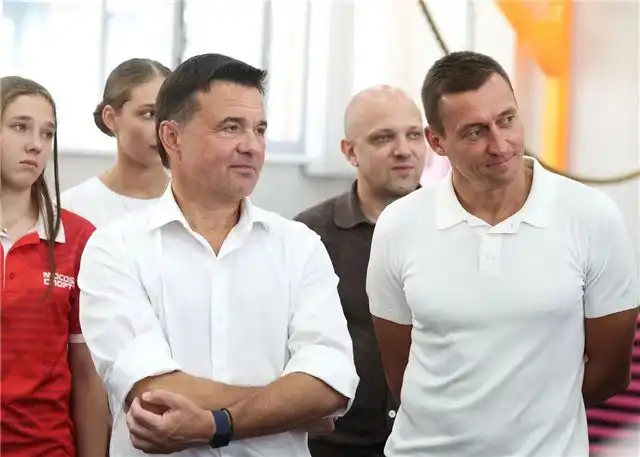 Воробьев поздравил жителей Подмосковья с Днем физкультурника